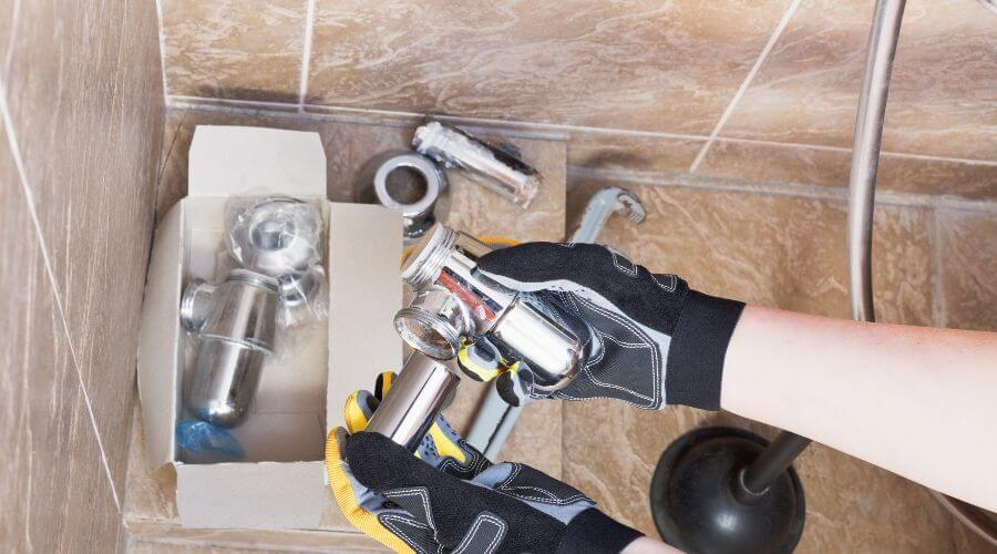 Professional gutter cleaning in Niagara, ND